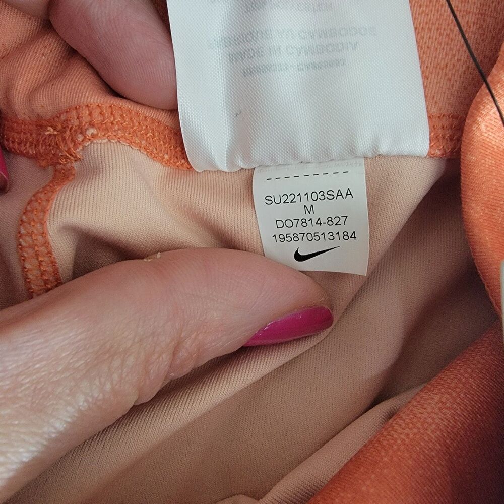 NWT‎ Nike One Luxe Tight Fit Mid Rise Bike Training Shorts 7" Orange  Ombre Sz M - Picture 7 of 14